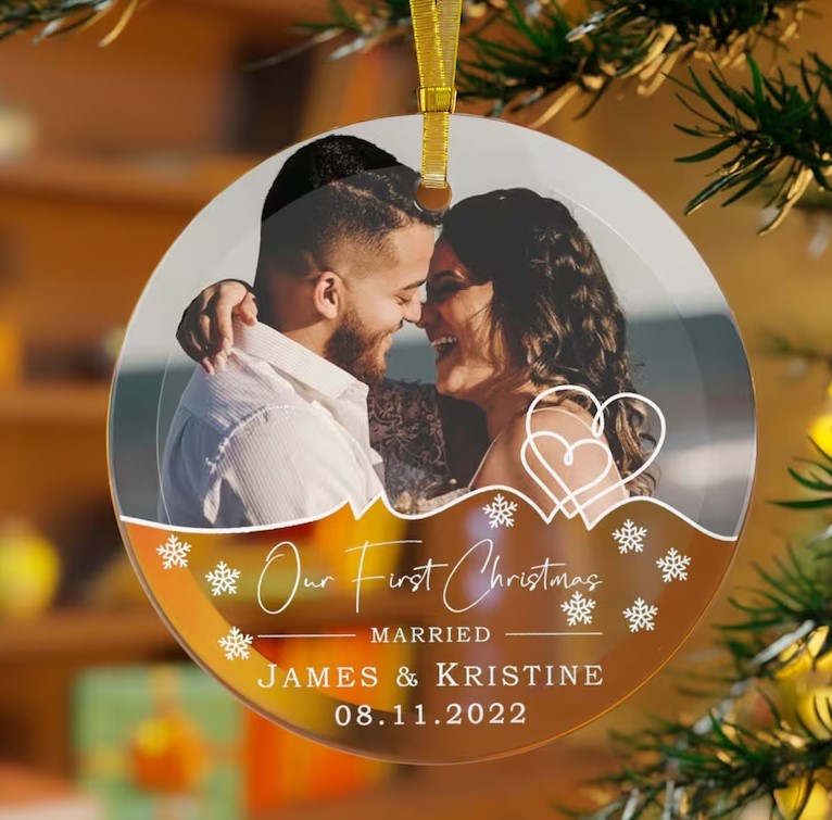 Our First Christmas Married Glass Ornament, Personalized Wedding Ornament 2022, Wedding Gift for Wife & Couples Custom Gift for Newlywed