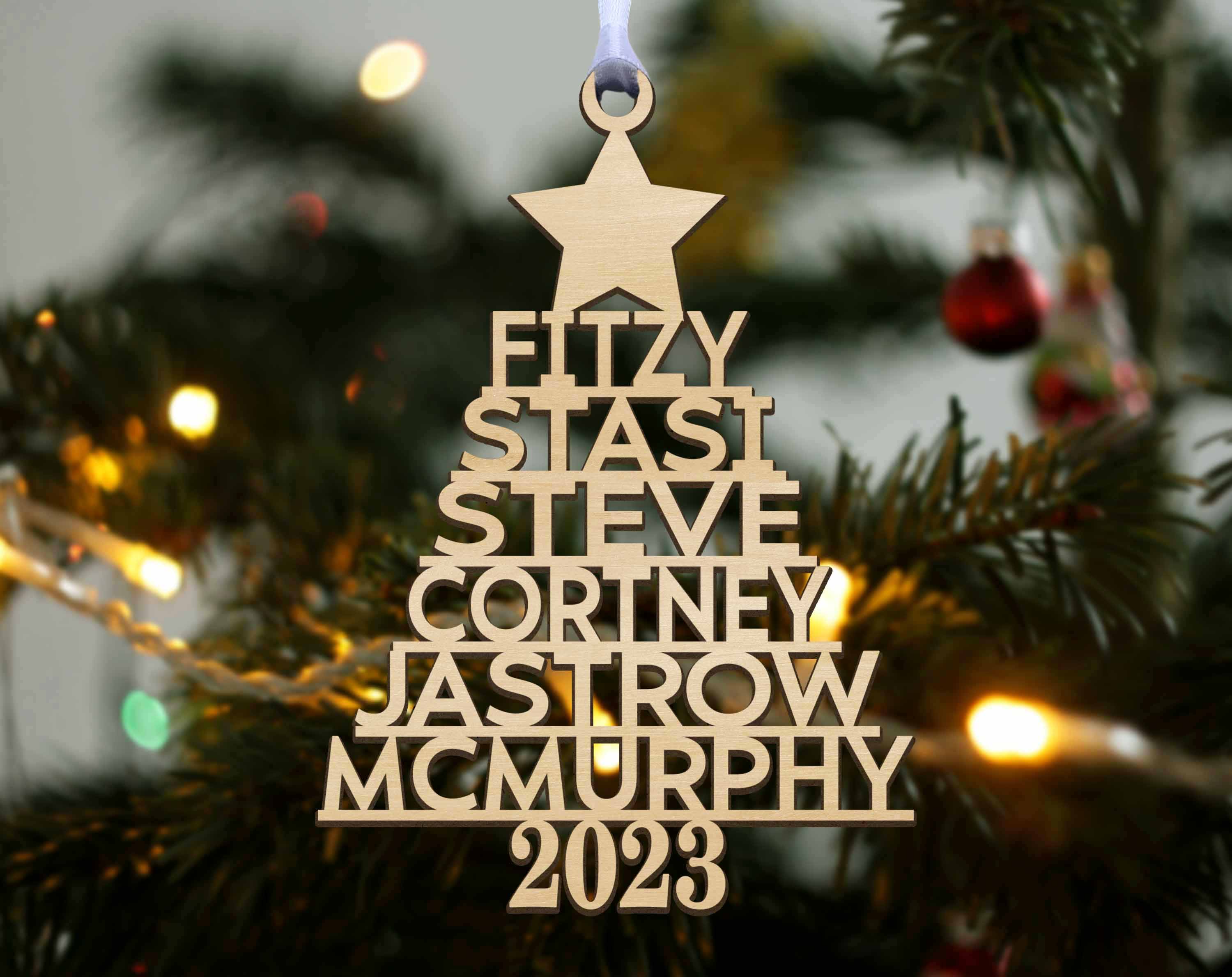 Family Christmas Ornament – Christmas Tree Ornament with Family Names – Christmas Tree Name Ornament – 2023 – Christmas in July Sale