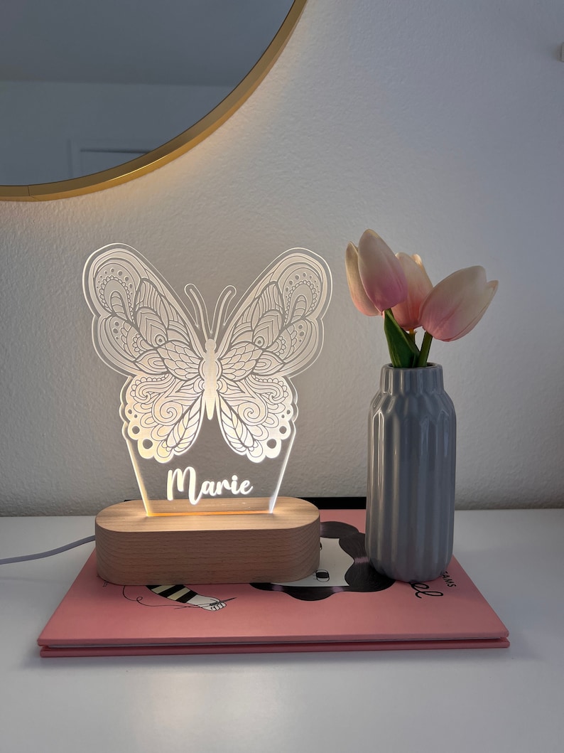 Custom LED Butterfly Name Light | Personalized Bedroom Decor Sign | Light up Sign | Daughter gift Sign / Boss Gift /Office Decor / Girl Gift