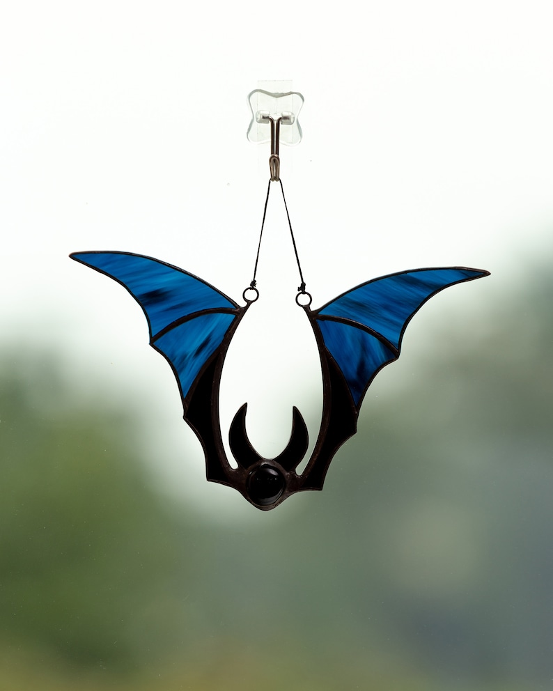 REALBUG Hanging Bat Desk Decoration - Real Bat In Clear Acrylic Display