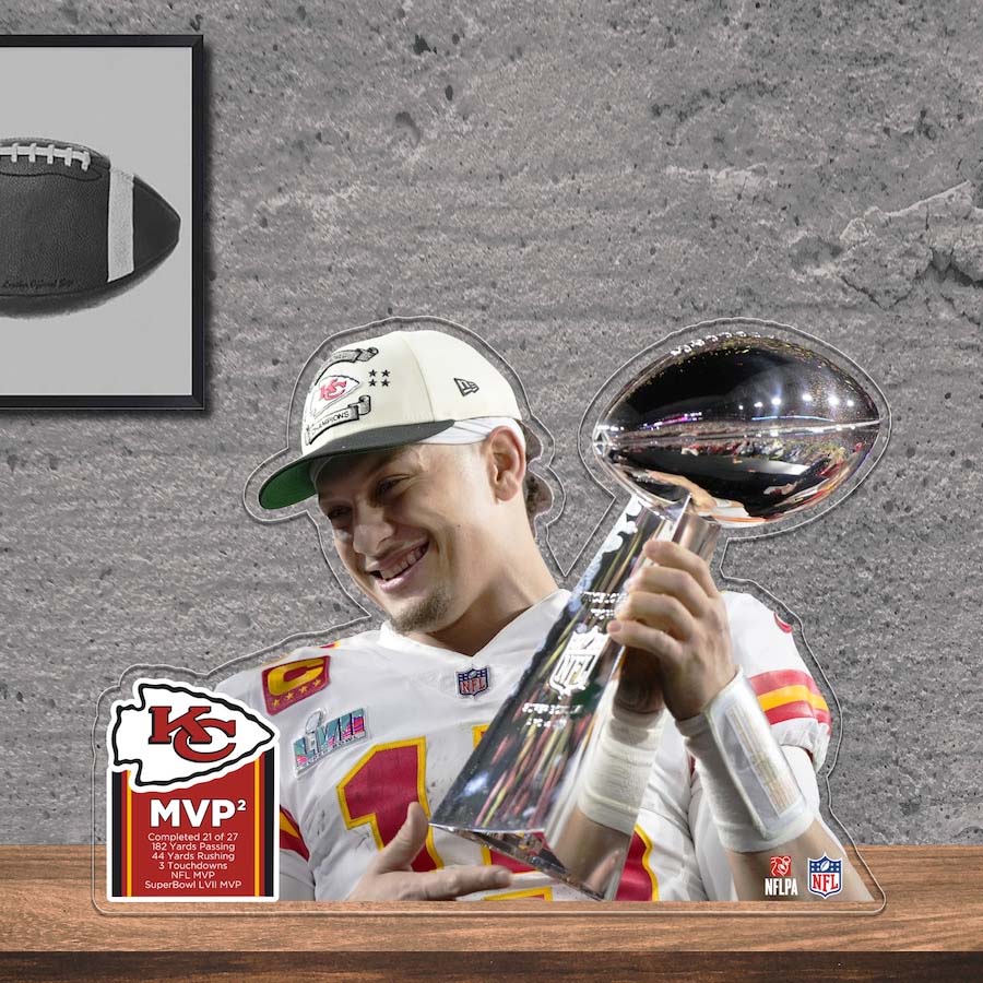 Patrick Mahomes Kansas City Chiefs 8_ Player Standee Desktop Display 3 PT58447