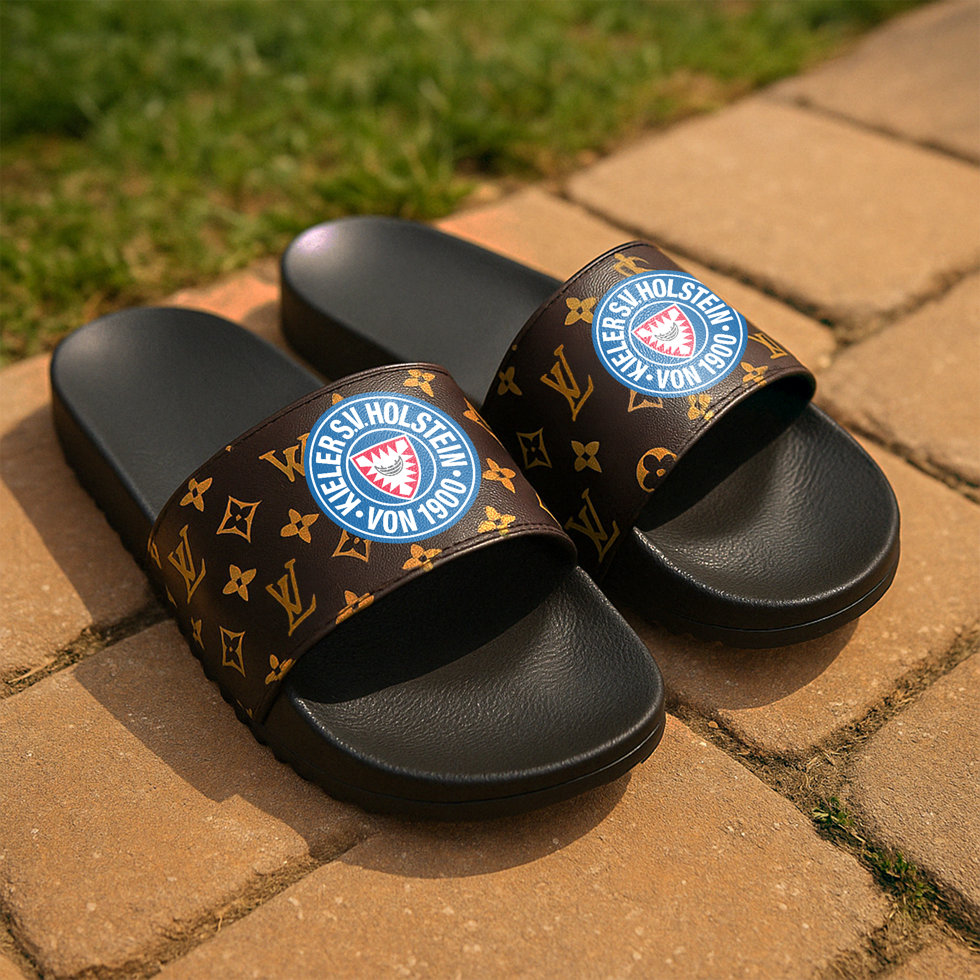 Holstein Kiel Slide Sandals PT66731