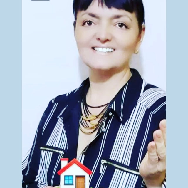 Carla Toledo Lafosse