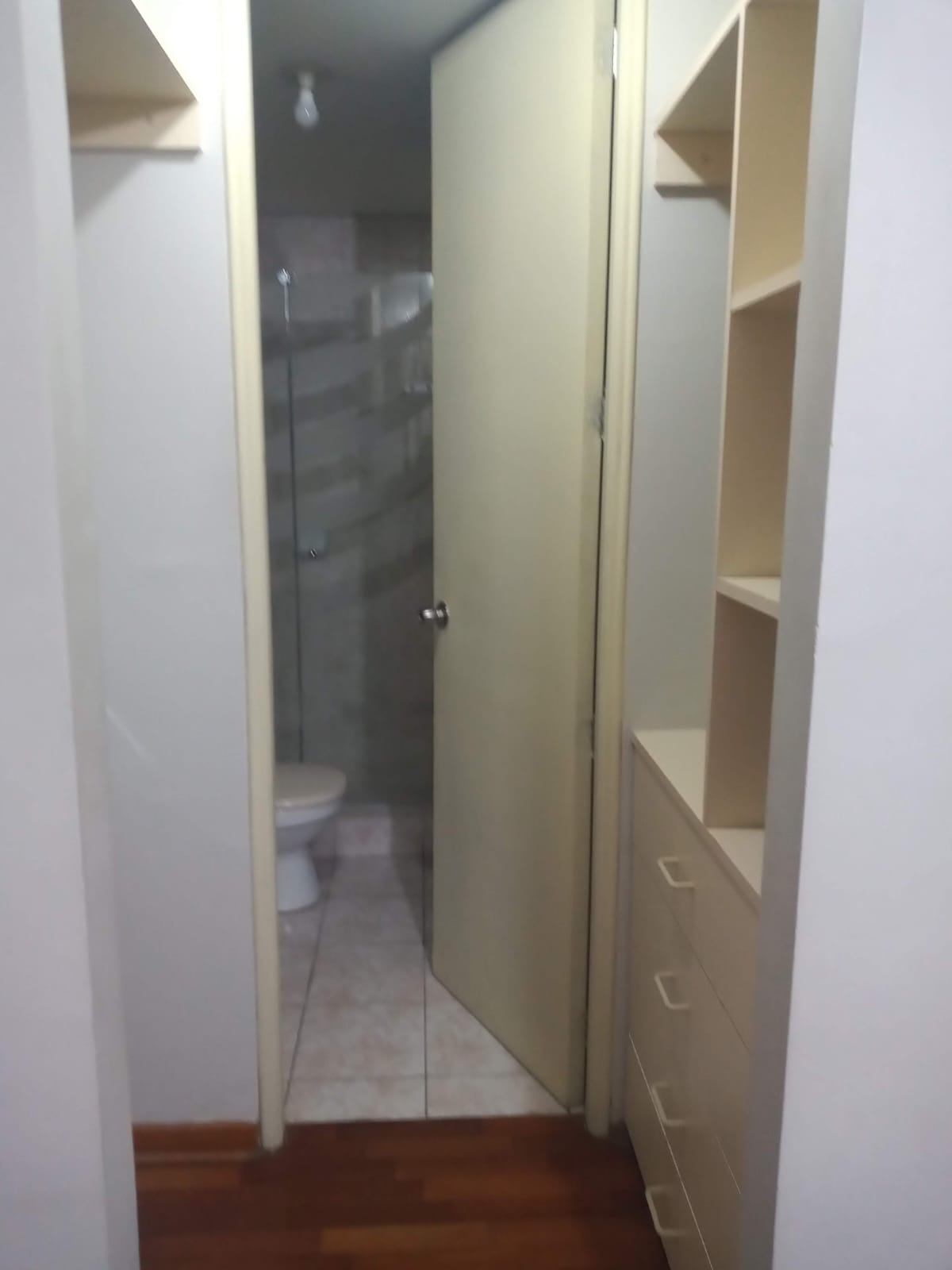 baño de cuarto principal