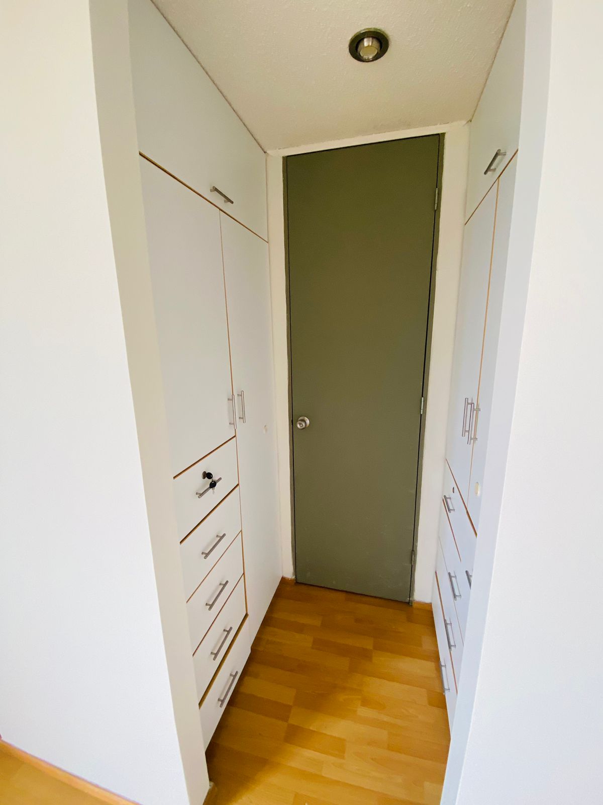 walking closet