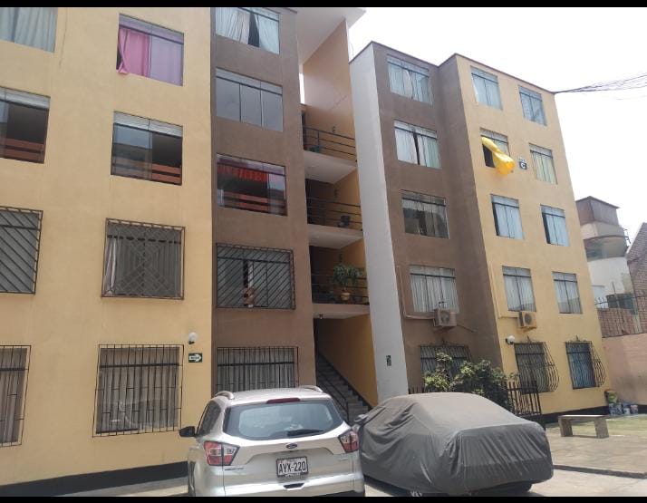 CONDOMINIO LOS BRILLANTES DE BREÑA