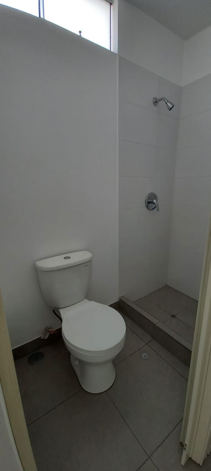 Baño de servicio