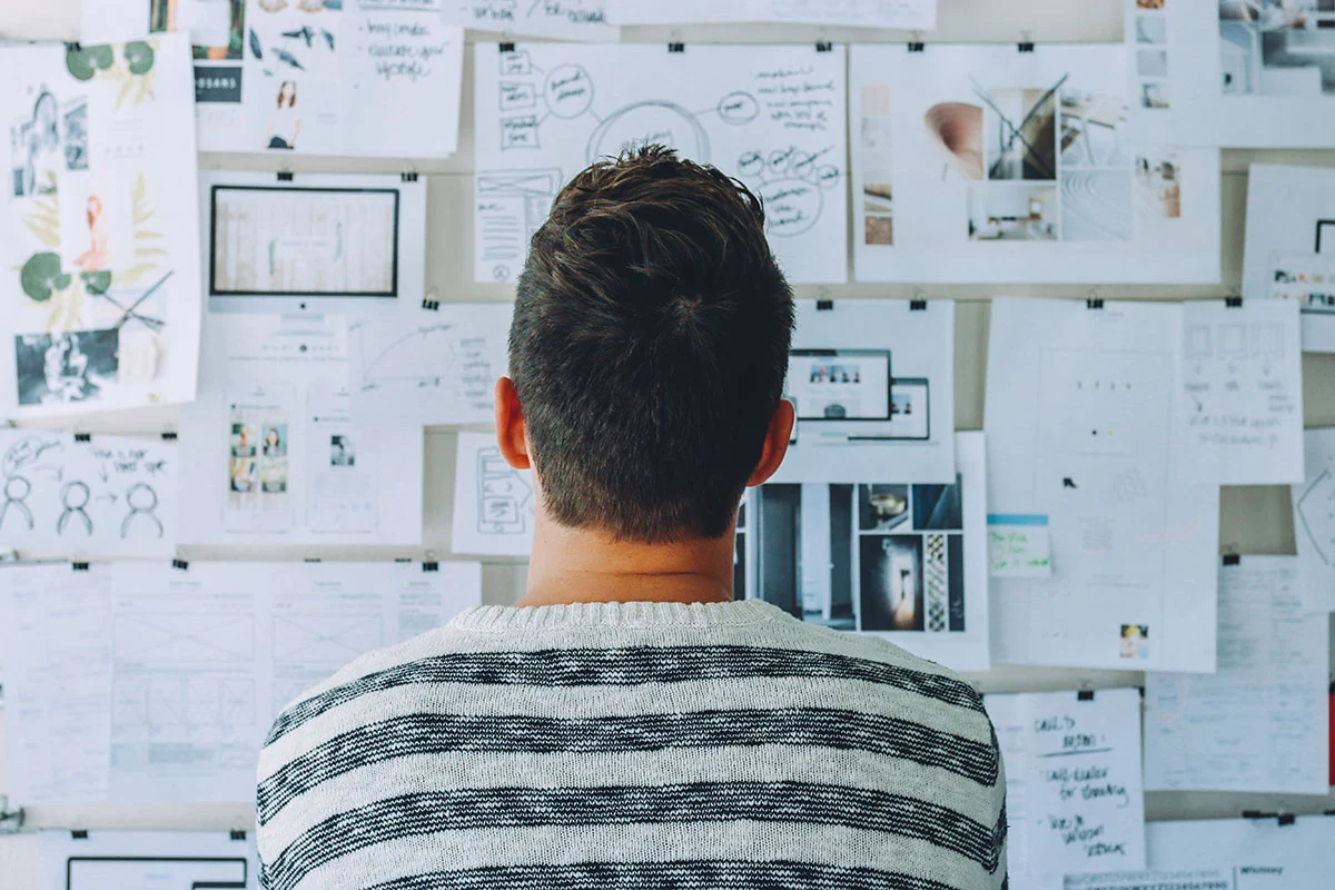 The role of a strong online persona in personal branding