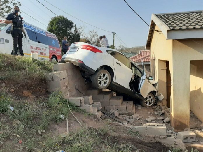 Man says he crashed his car into a KZN house because a chicken crossed the road