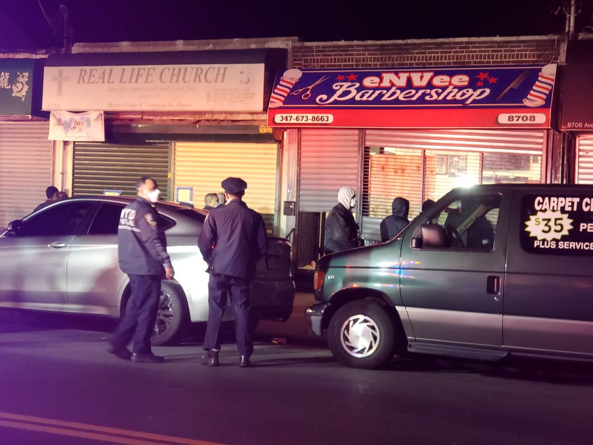 cops-bust-illegal-brooklyn-barbershop-party.jpg Cops bust illegal Brooklyn barbershop party
