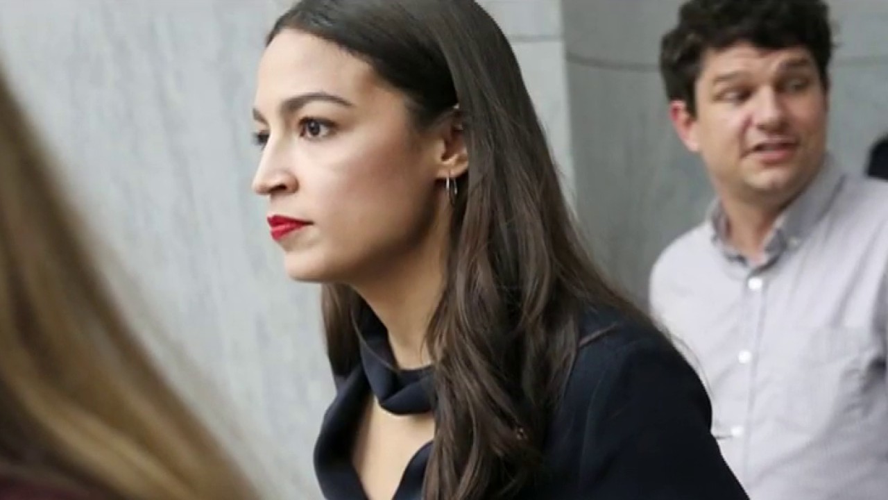 AOC celebrates oil crash in now-deleted tweet: ‘You absolutely love to see it’