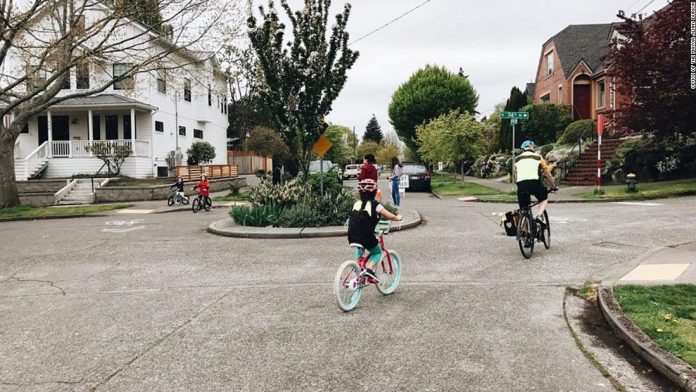 Seattle to permanently close 20 miles of streets to traffic so residents can exercise and bike on them