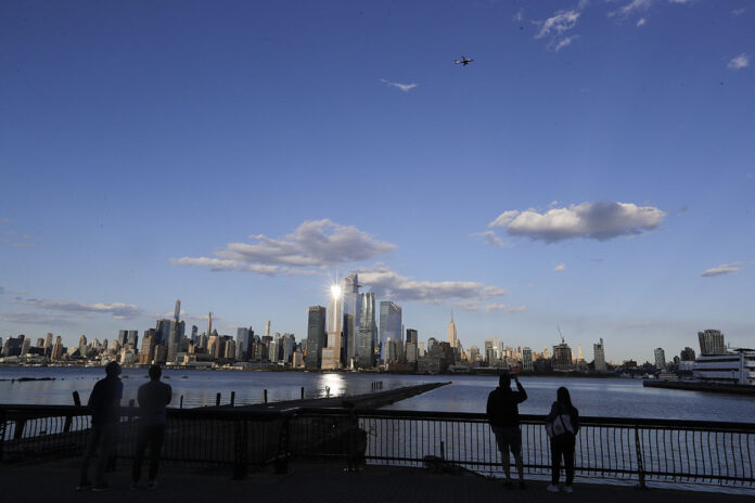 On top of official death toll, number of coronavirus-related deaths also up in NYC