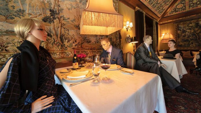 Michelin-starred Virginia restaurant reopening, using mannequins to fill empty dining room