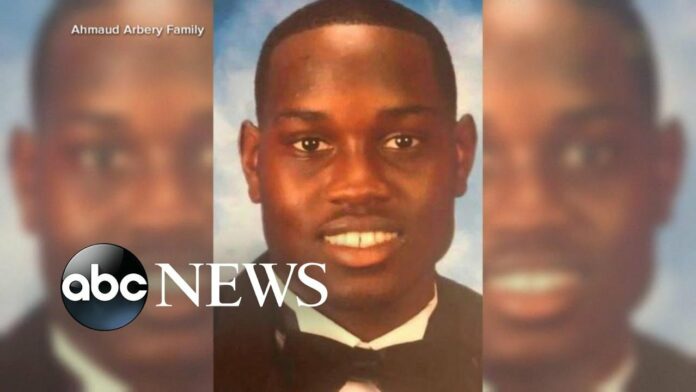 New 911 call from suspect in Ahmaud Arbery shooting released l ABC News