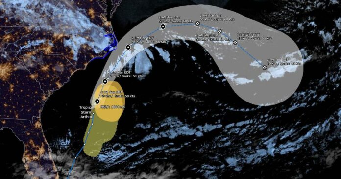 Tropical Storm Arthur inching closer to North Carolina coast