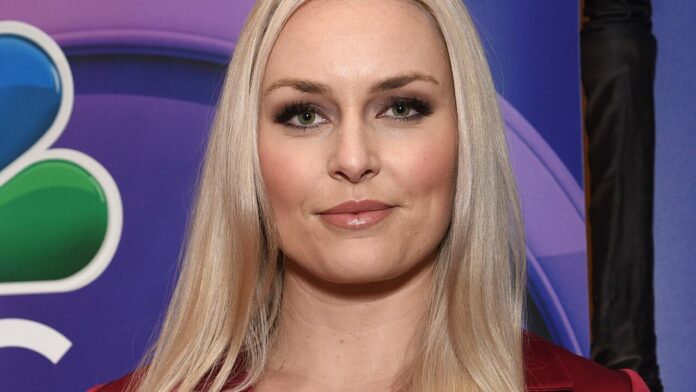 swimsuit-clad-lindsey-vonn-hangs-out-with-her-dogs-during-quarantine.jpg Swimsuit-clad Lindsey Vonn hangs out with her dogs during quarantine