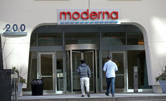 Moderna prices new shares at $76, expects to raise $1.34 billion
