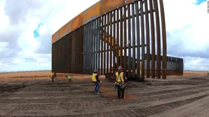 Company touted by Trump wins billion-dollar border wall construction contract