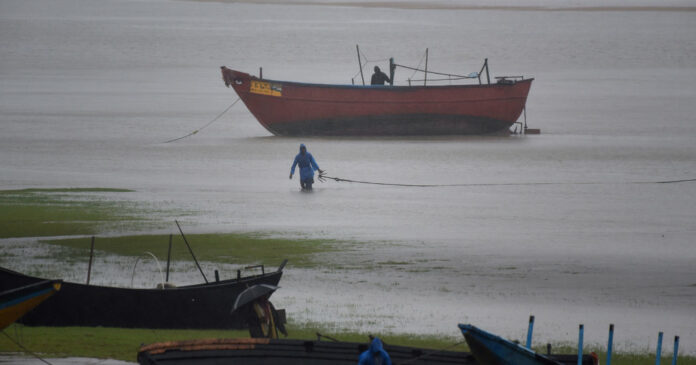 Live Cyclone Amphan Updates: India and Bangladesh
