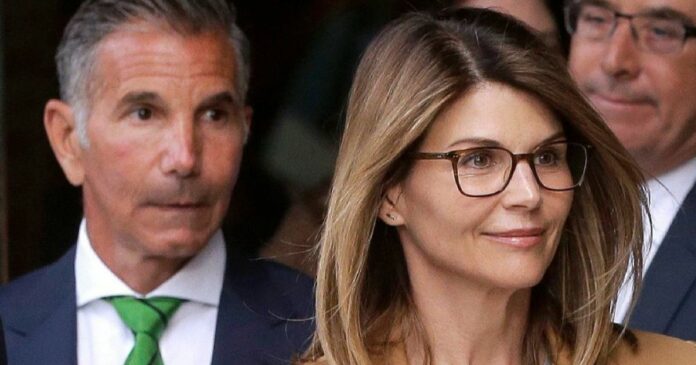 Actress Lori Loughlin, husband enter guilty pleas in college admissions scandal