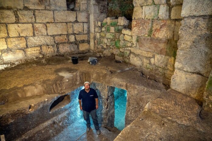 Hidden underground chambers discovered near Western Wall in Jerusalem