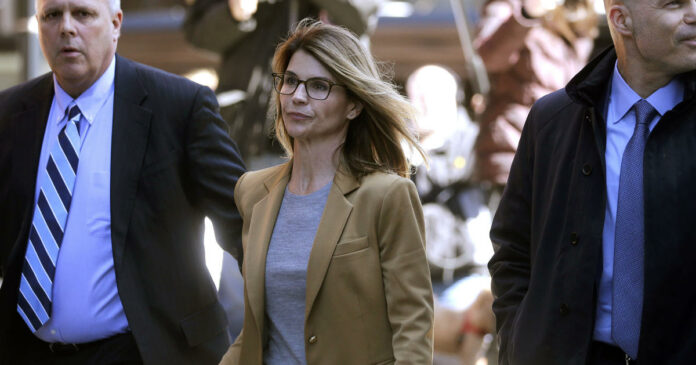 Lori Loughlin and Mossimo Giannulli plead guilty in college admissions scandal