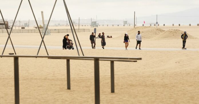 la-county-reopens-bike-paths-and-beach-parking-lots.jpg L.A. County reopens bike paths and beach parking lots