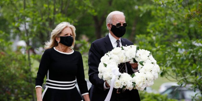 Biden and Trump, at Separate Memorial Day Events, Show a Contrast in Style