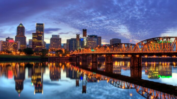 Portland mayor declares state of emergency in response to rioting, looting