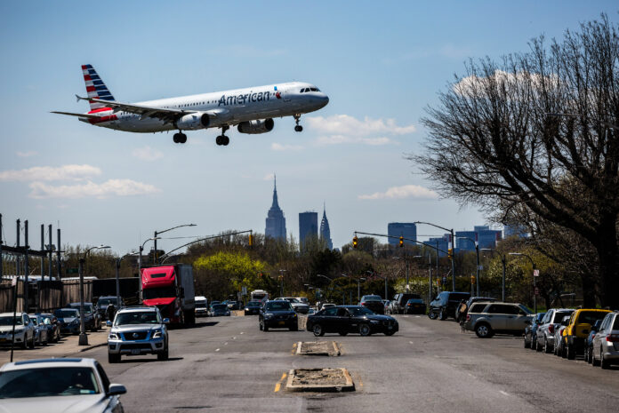 Airline shares tumble as New York imposes quarantines, Florida cases spike