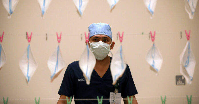 Medical Workers Should Use Respirator Masks, Not Surgical Masks