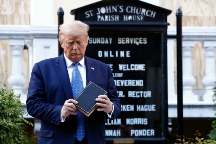 Only 1 in 4 Americans see Donald Trump as a man of faith