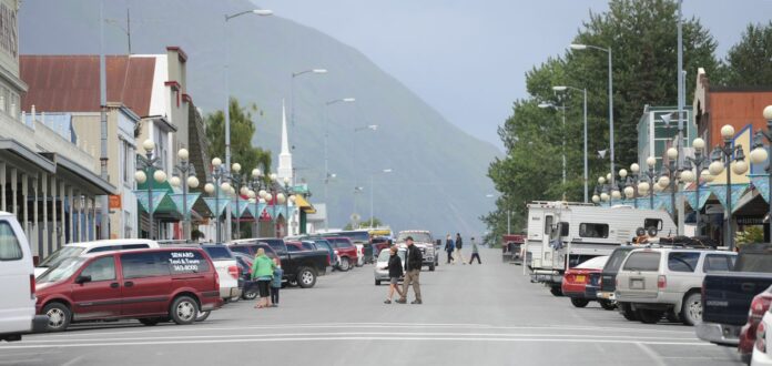 Potential COVID-19 exposure prompts officials to urge testing for visitors to 2 Seward businesses