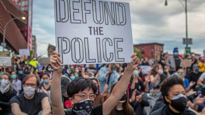 Sen. Scott: If you want anarchy, more crime.. defund the police