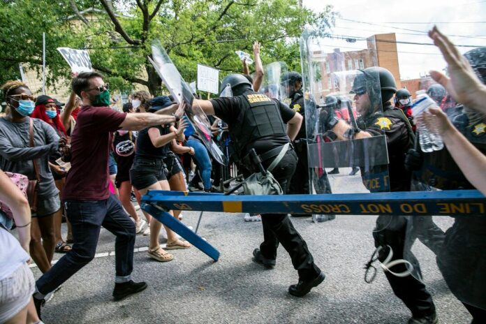 south-carolina-protest-canceled-after-demonstrators-come-down-with-coronavirus.jpg South Carolina protest canceled after demonstrators come down with coronavirus
