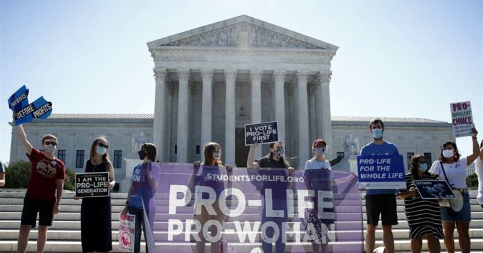 Supreme Court, in 5-4 ruling, strikes down restrictive Louisiana abortion law
