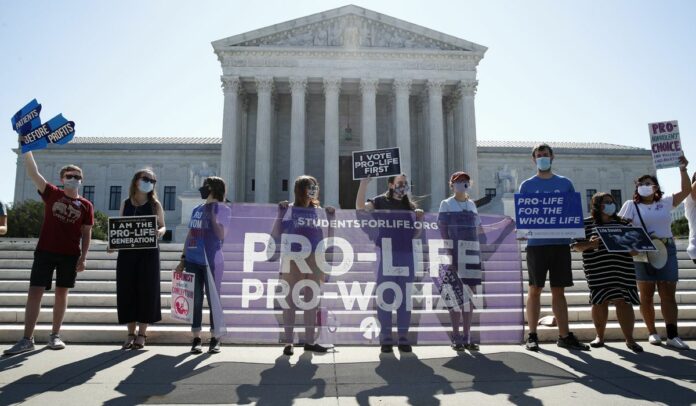 Supreme Court strikes down Louisiana abortion law restricting providers