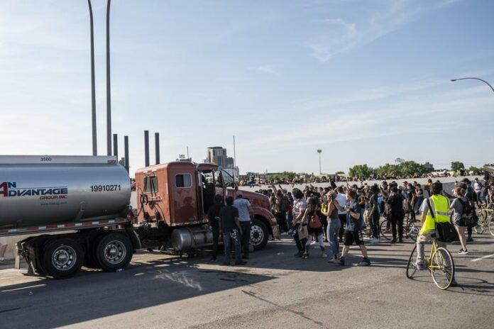 Tanker Truck Speeds Into Thousands of George Floyd Protesters on Minneapolis Bridge
