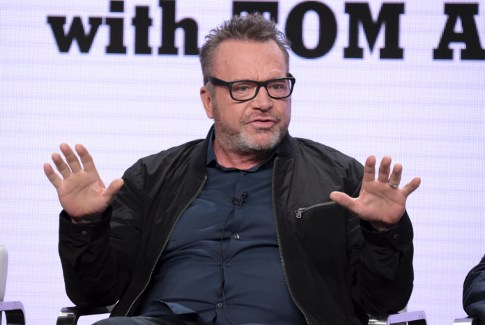 Tom Arnold suggests people exercise Second Amendment rights against unmarked police in Washington D.C.