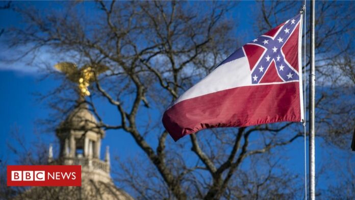 US state moves to strip Confederate sign from flag