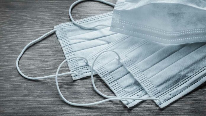 Wyandotte County issues order requiring people to wear face masks