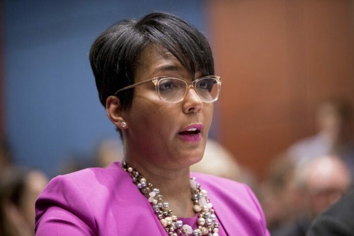 Atlanta Mayor Keisha Lance Bottoms Contracts COVID-19