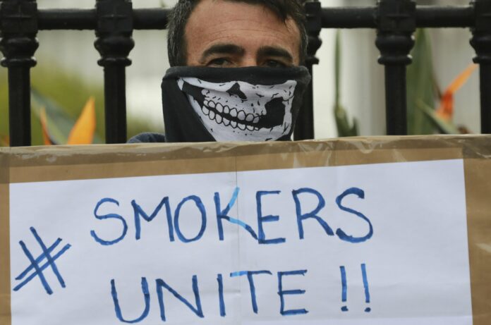 Ban gives tobacco illegal drug status in South Africa