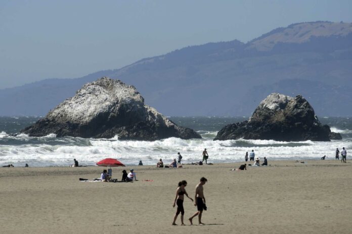 Californians avoid holiday crowds as coronavirus cases surge