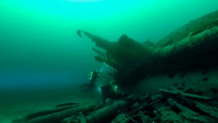 German U-boat that sank during World War II spotted in incredible underwater pictures