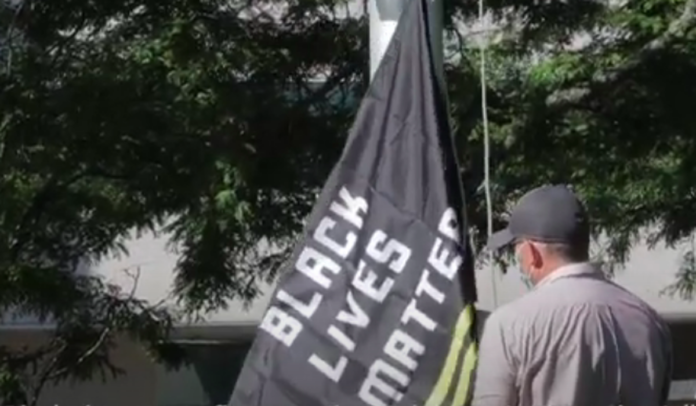 Gresham, Oregon, Portland sparks flap after raising Black Lives Matter flag over city hall