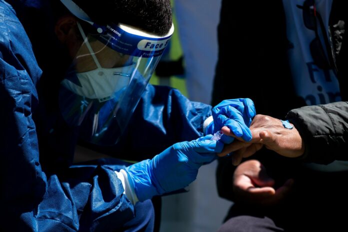 Harvard scientists: California needs to double testing to contain coronavirus surge