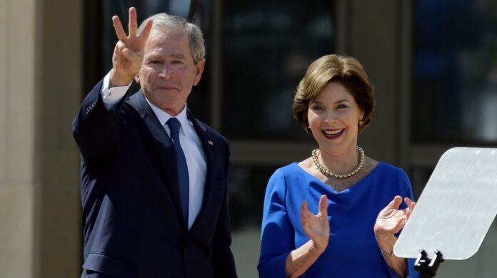 Hundreds of George W Bush officials endorse Biden