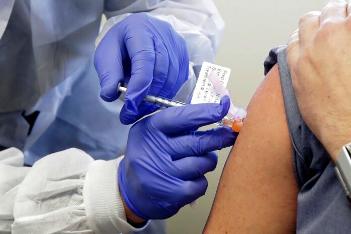 Russia’s elite given experimental coronavirus vaccine for months: report